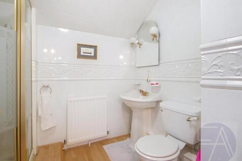 ridgefield-court-10-palatine-road-southport-pr8-2b