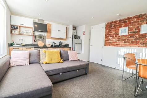 Living/Kitchen
