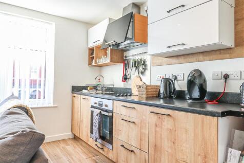 Living/Kitchen