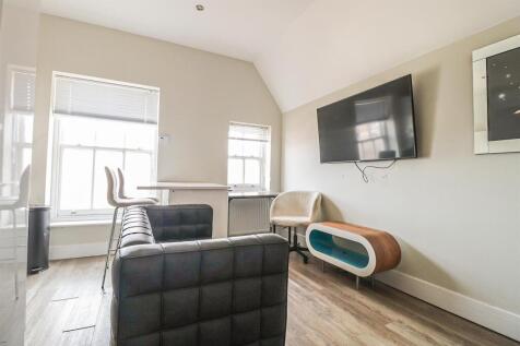 Living/Kitchen Area