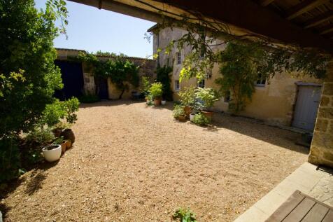 Property Image 4