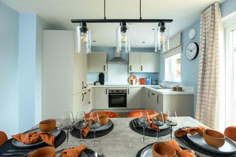 A sociable space to cook &amp; dine