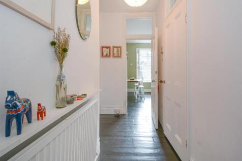 Eagle Mansions (10).JPG