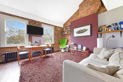 Living Room 7 Common.jpg