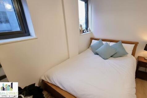 bed 2.JPG