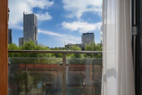HB balcony.JPG