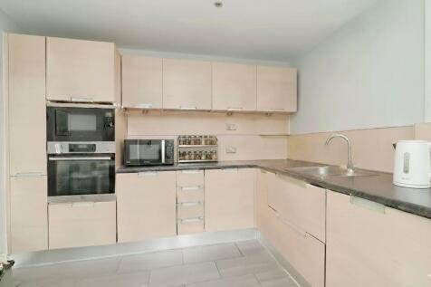 HB KItchen.JPG