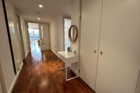 hallway.JPG