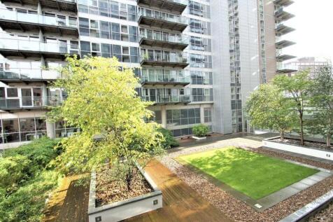 COMMUAL GARDENS.JPG