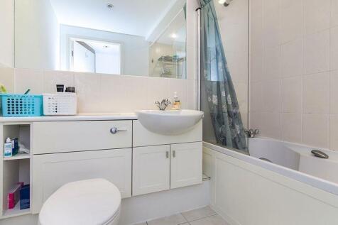 Bathroom.jpg