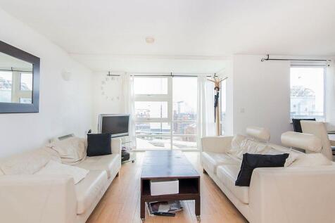 Living room 2.jpg