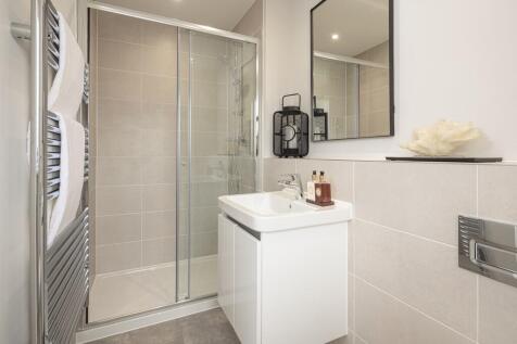 the glades at mindenhurst, deepcut