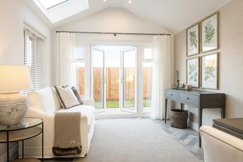 the glades at mindenhurst, deepcut