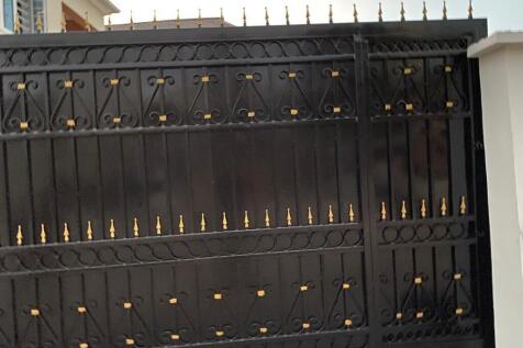 external gate
