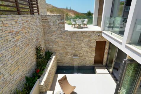 Amelthia Villas  Mi