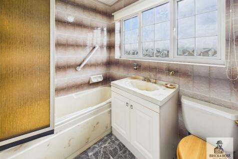 Upstairs Bathroom