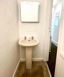 Bathroom.jpeg