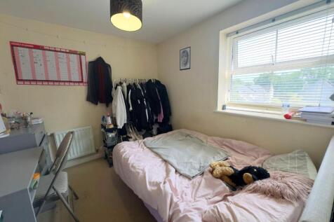 Bedroom 2.jpeg