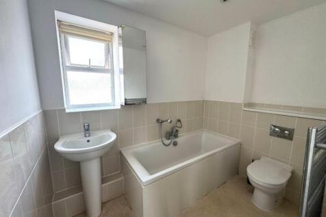 Bathroom.jpeg