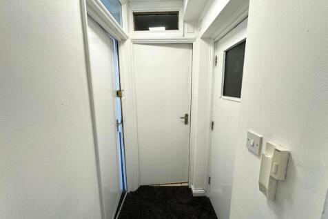 Hallway.jpeg