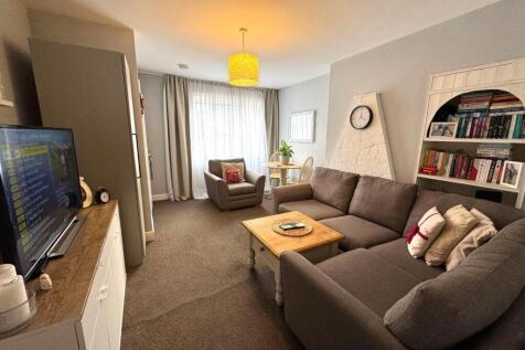 Lounge.1.jpeg