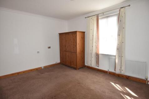 Bedroom 1.JPG