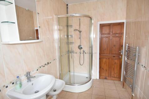 Shower Cubicle.JPG