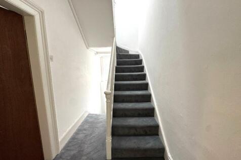 Hallway.jpeg