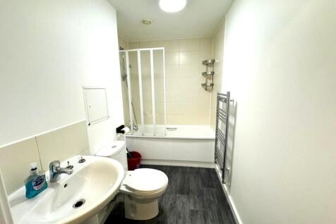 Bathroom.jpeg