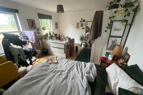 Bedroom 2.jpeg