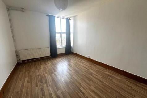 Bedroom 2.jpeg