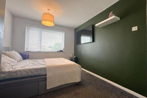 Bedroom 2.jpeg
