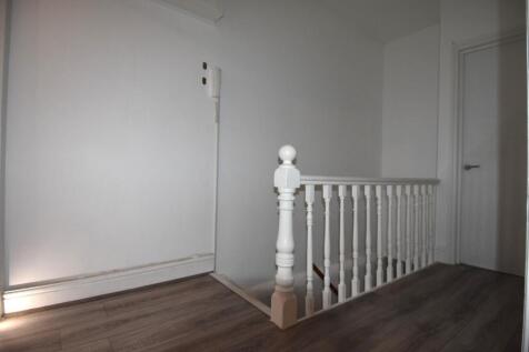 Hallway.JPG