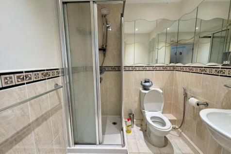 Bathroom.jpeg