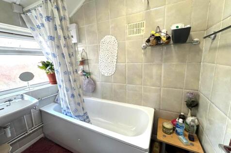 Bathroom.jpeg