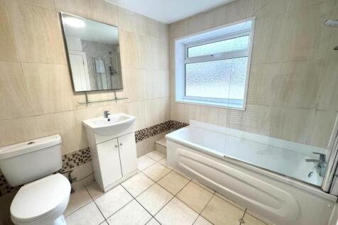 Bathroom.jpeg