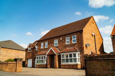 5 Bedroom Detached home for Sale on &#39;The Rookery&#39;