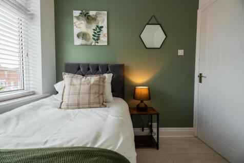 Bedroom 3.jpg
