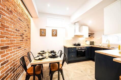 kitchenupstairswarmer-5.jpg