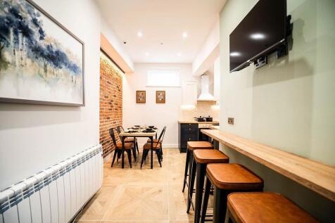 kitchenupstairswarmer-13.jpg