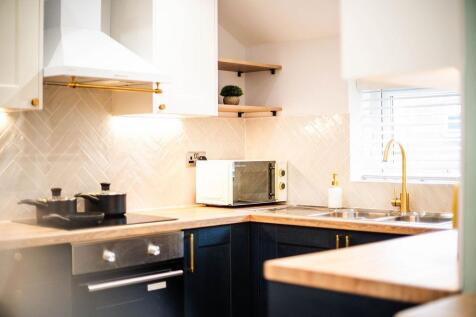 kitchenupstairswarmer.jpg