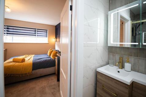 TheBay_Room2-6.jpg