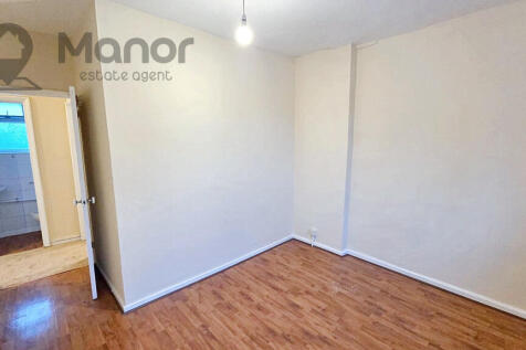 WhatsApp Image 2025-10-21 at 15.36.03