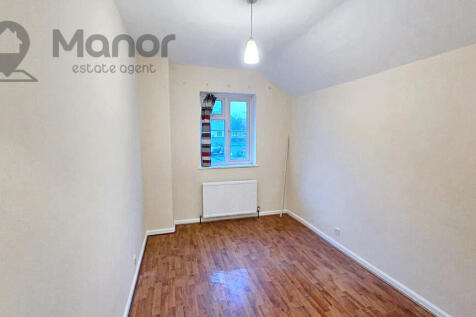 WhatsApp Image 2025-10-21 at 15.36.02 (3)