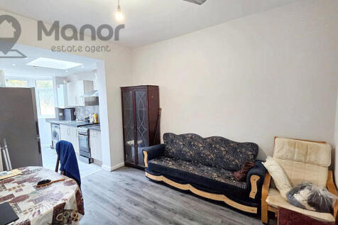 WhatsApp Image 2025-11-07 at 15.22.58