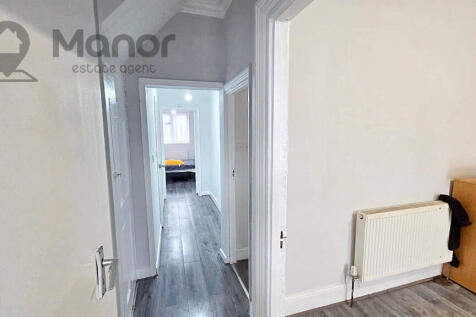 WhatsApp Image 2025-11-07 at 15.23.01