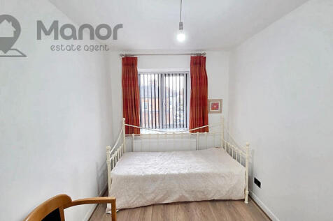 WhatsApp Image 2025-11-07 at 15.40.19 (2)