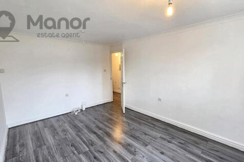 WhatsApp Image 2025-11-10 at 12.49.44