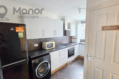 WhatsApp Image 2025-11-10 at 12.49.47