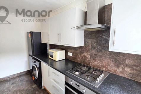 WhatsApp Image 2025-11-10 at 12.49.45 (2)